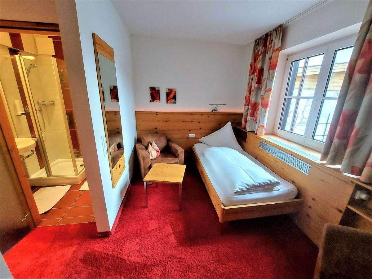 Hotel Flatscher Stuhlfelden Eksteriør billede