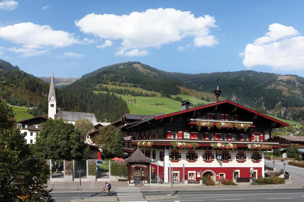 Hotel Flatscher Stuhlfelden Eksteriør billede